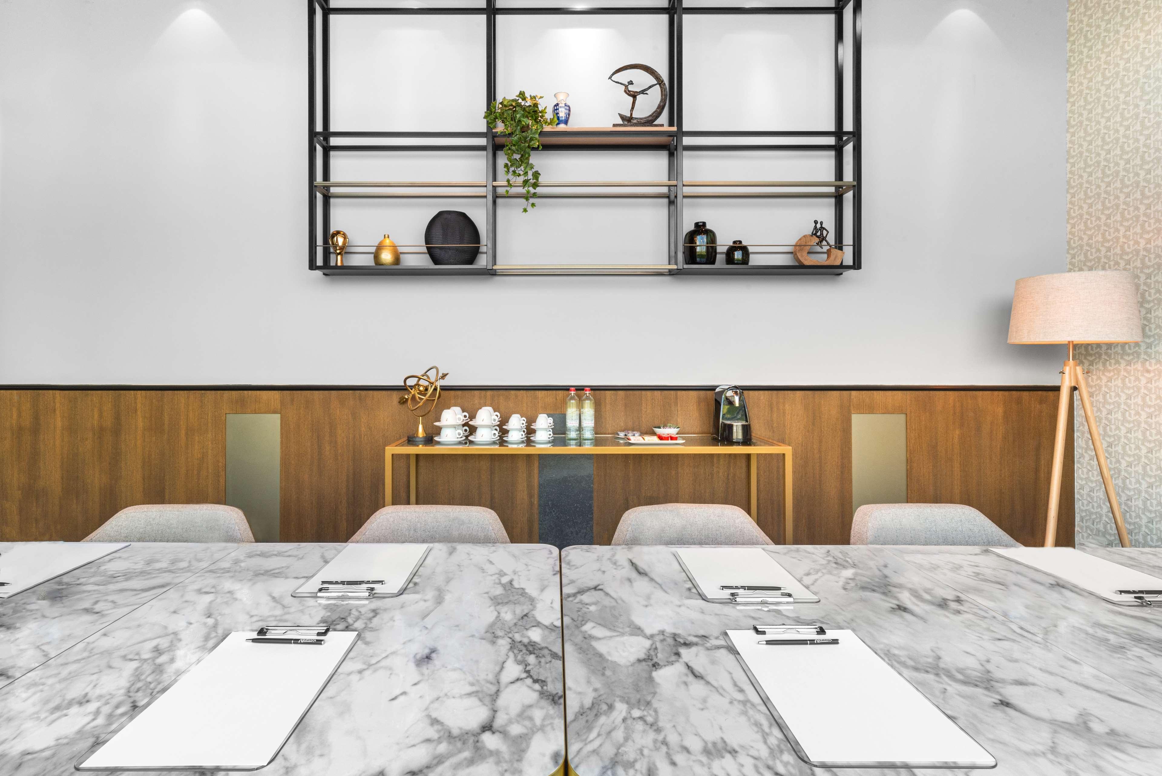 Radisson Hotel And Suites Amsterdam South ภายนอก รูปภาพ