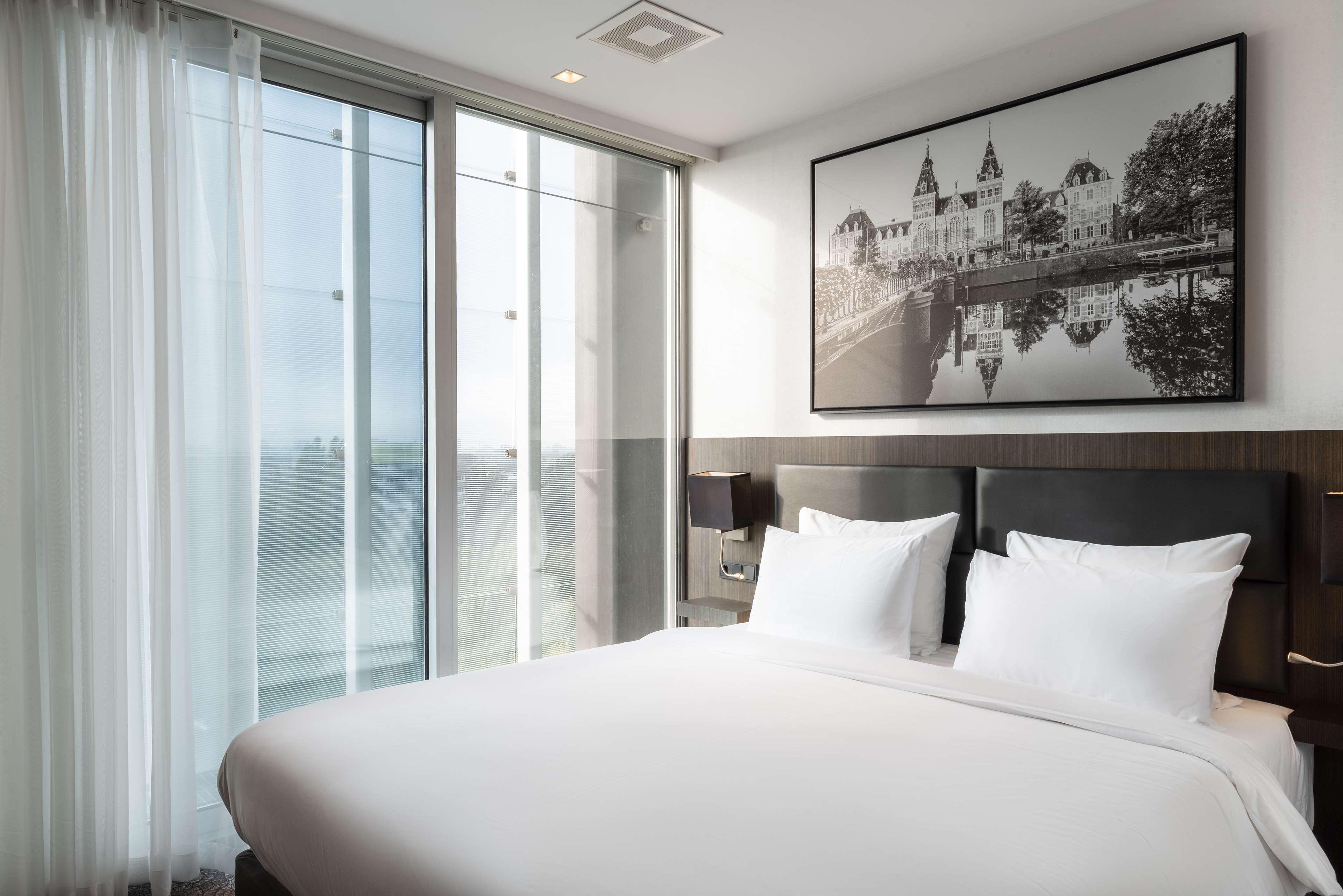Radisson Hotel And Suites Amsterdam South ภายนอก รูปภาพ