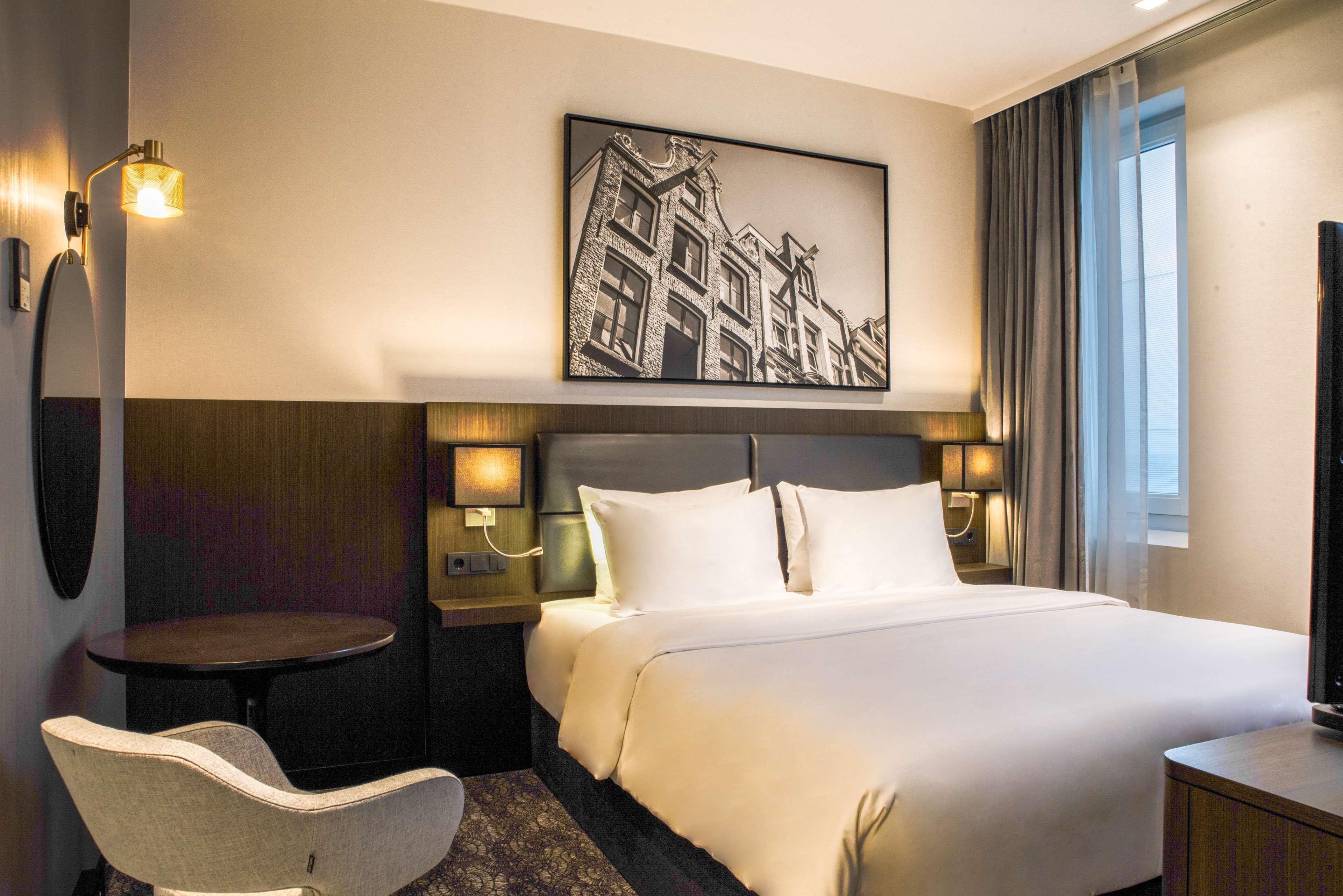 Radisson Hotel And Suites Amsterdam South ภายนอก รูปภาพ