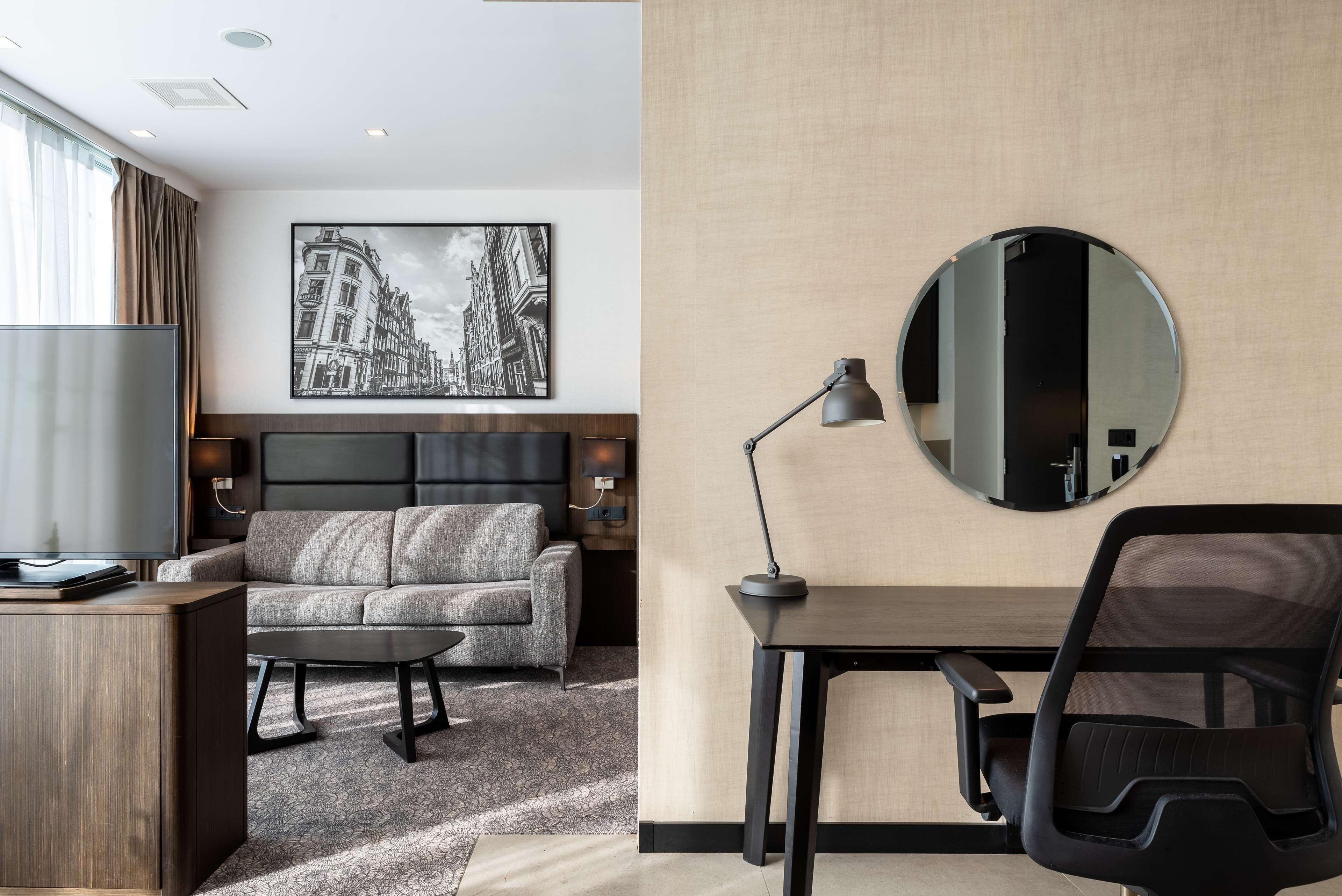 Radisson Hotel And Suites Amsterdam South ภายนอก รูปภาพ