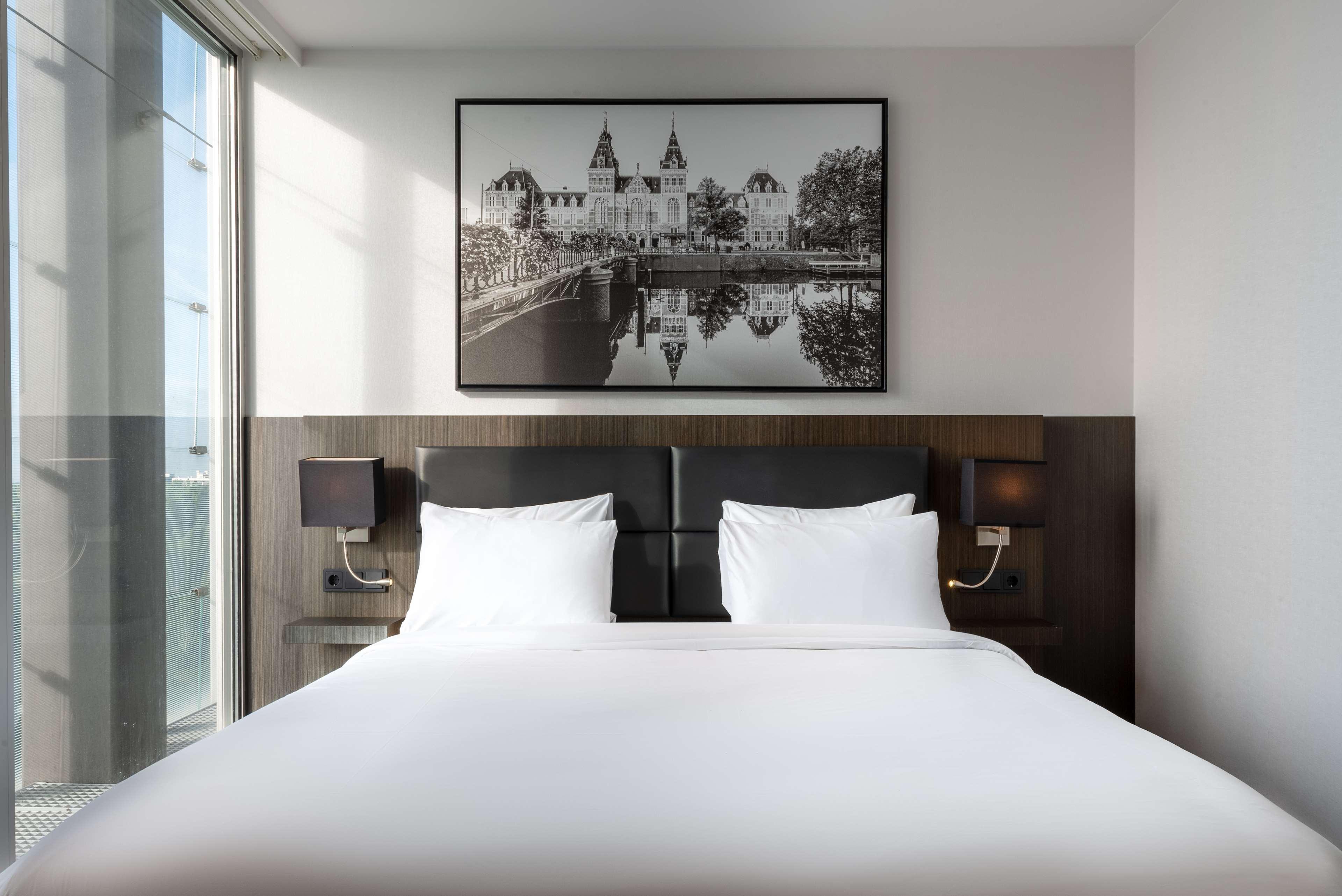 Radisson Hotel And Suites Amsterdam South ภายนอก รูปภาพ