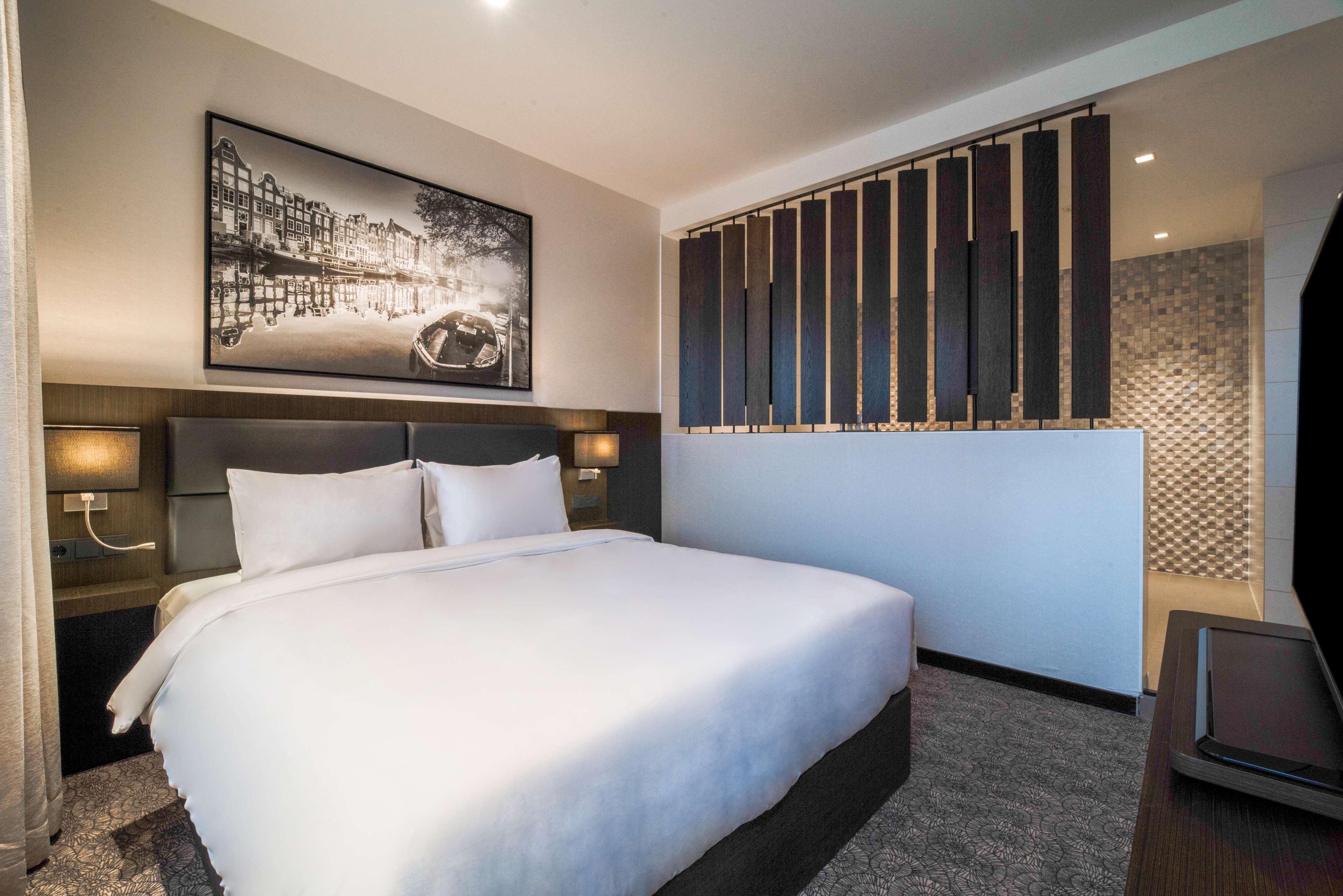 Radisson Hotel And Suites Amsterdam South ภายนอก รูปภาพ