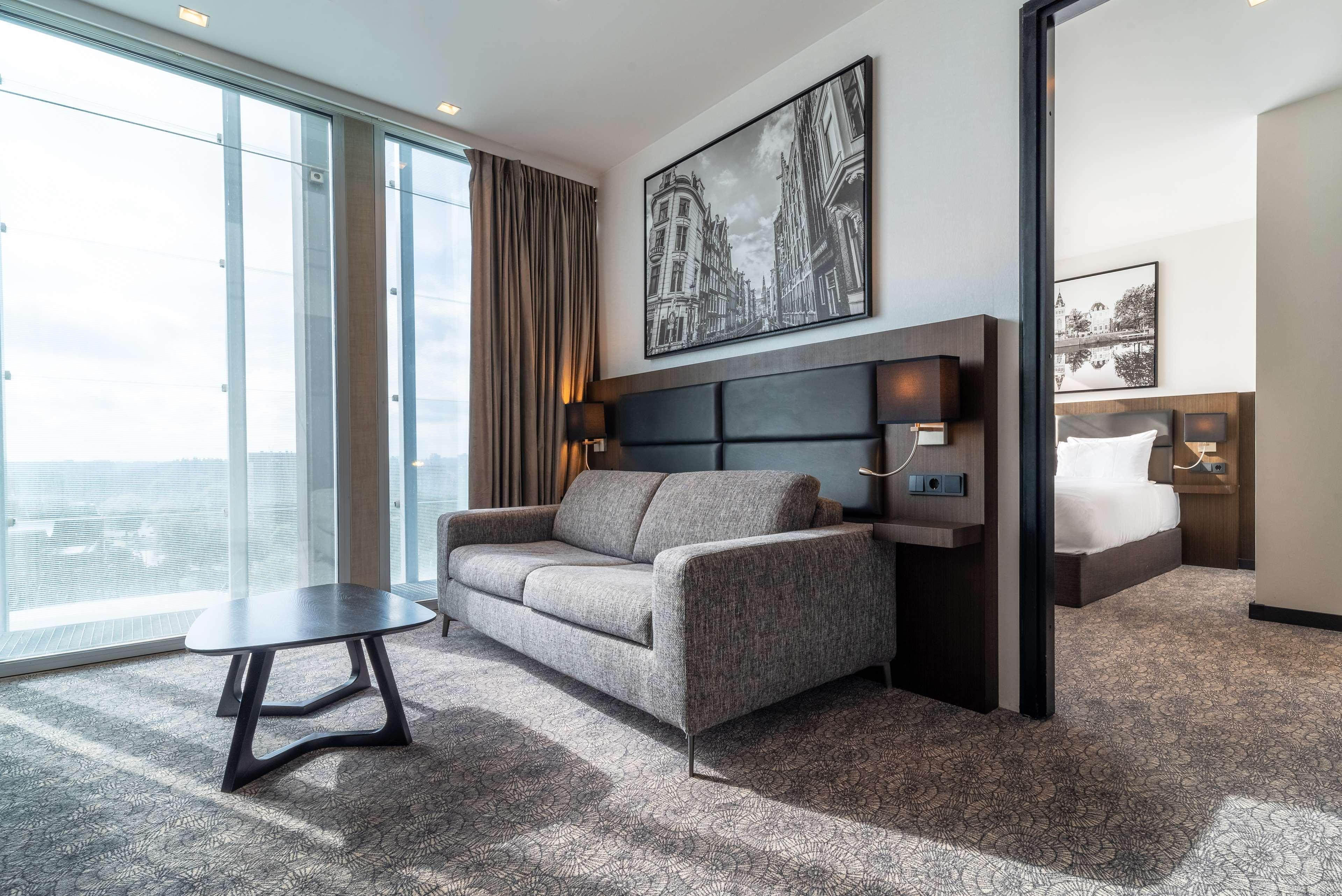 Radisson Hotel And Suites Amsterdam South ภายนอก รูปภาพ